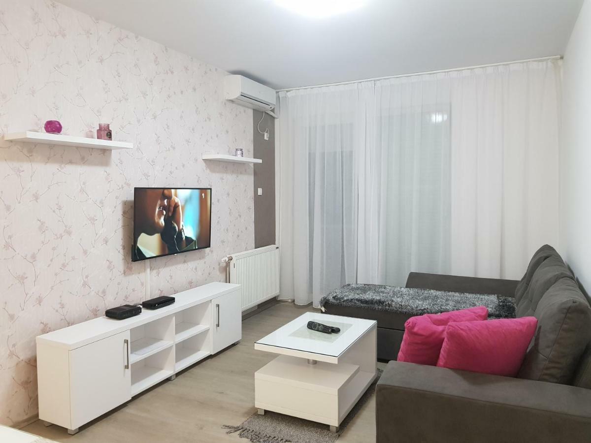 Apartment Gea 18 ノヴィ・サド エクステリア 写真